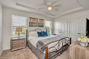 Airy Home and Private View - 5bd/5ba Townhome With CDC Cleaning Standa