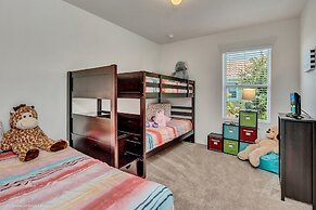 Airy Home and Private View - 5bd/5ba Townhome With CDC Cleaning Standa