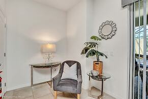 Airy Home and Private View - 5bd/5ba Townhome With CDC Cleaning Standa