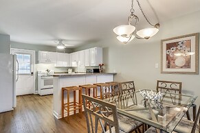 Ground Floor Pool Front Condo Sleeps 8 with easy beach access by RedAw