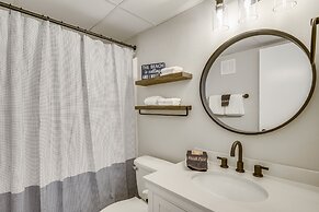 Venus 108 1 Bedroom Condo by Redawning