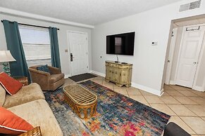 Venus 208 1 BR on Okaloosa Island with Gulf Front Access by RedAwning