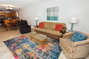 Venus 208 1 BR on Okaloosa Island with Gulf Front Access by RedAwning