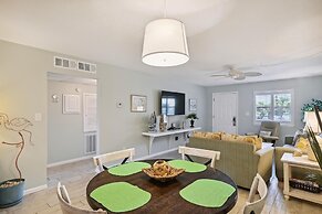 Venus 201 - 2nd Floor 2 BR Sleeps with Gulf Access on Okaloosa Island 