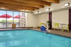 Home2 Suites by Hilton Saginaw, MI