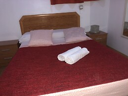 Hostal Village  Multicolor - Adults Only