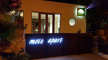 Meis Apart Hotel