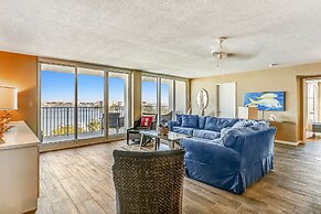 WVT 604 is a Beautiful 3 BR 2 Ba with a Boat Slip by RedAwning