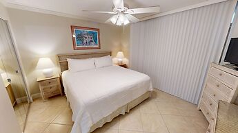 Magnolia House 407 is a 1 BR with amazing views by RedAwning