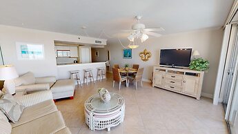 Magnolia House 407 is a 1 BR with amazing views by RedAwning