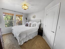 Ski 1 Mile To Deer Valley Gondola 2 Bedroom Condo by RedAwning