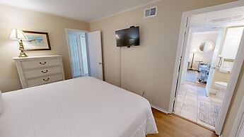 SPC 2021 is a Harbor front 1 BR by RedAwning