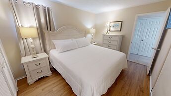 SPC 2021 is a Harbor front 1 BR by RedAwning