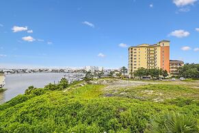 SPC 2021 is a Harbor front 1 BR by RedAwning