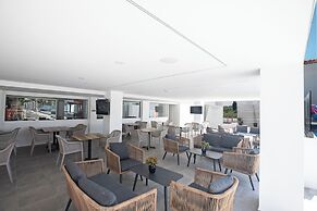 Bohemian Gardens Hotel