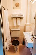 Heritage House Bed & Breakfast - Boutique Adults-Only Inn