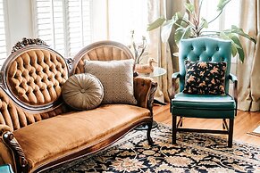 Heritage House Bed & Breakfast - Boutique Adults-Only Inn