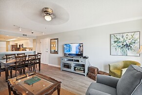 Seacrest 701B is a 2 BR Gulf Front on Okaloosa Island by RedAwning