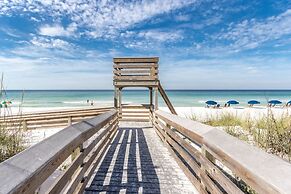Seacrest 405 is 2 BR Gulfview on Okaloosa Island by RedAwning