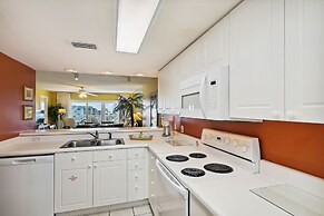 Seacrest 405 is 2 BR Gulfview on Okaloosa Island by RedAwning