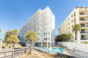 401a is a Gulfview Efficiency Unit on Okaloosa Island by Redawning