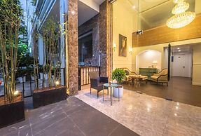 Jack Apartment Signature