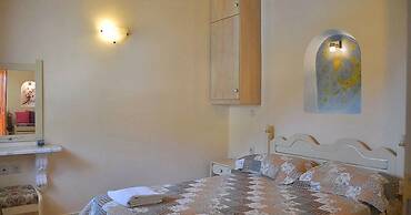 Elena's Seaside Holiday House