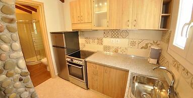 Elena's Seaside Holiday House