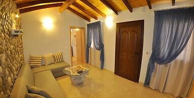 Elena's Seaside Holiday House