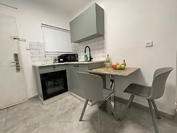 AirTLV Ben Hasher Apartments