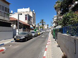 AirTLV Ben Hasher Apartments