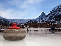 Chalet in Heremence With Sauna,ski ,whirlpool