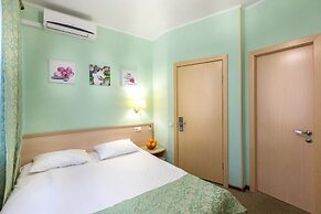 Apelsin On Komsomolskaya