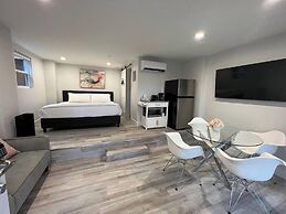 SKYLARANNA Resort & Spa