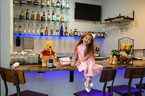 SKYLARANNA Resort & Spa