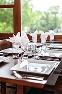 SKYLARANNA Resort & Spa