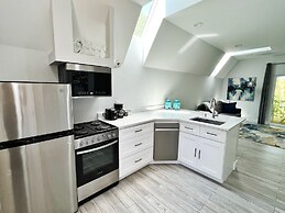 SKYLARANNA Resort & Spa