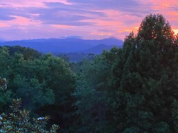 SKYLARANNA Resort & Spa