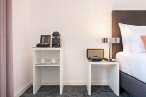 Miragaia Riverside Suites.