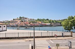 Miragaia Riverside Suites.