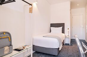 Miragaia Riverside Suites.