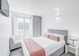 Miragaia Riverside Suites.