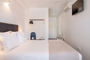 Miragaia Riverside Suites.