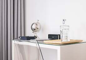 Miragaia Riverside Suites.