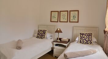 De Hoop Equipped Cottages