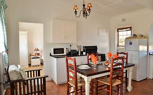 De Hoop Equipped Cottages
