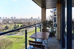 Beautiful 1 Bedroom With Balcony Near Mile End