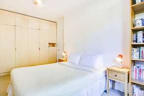 Stylish, Bright Apartment w/ Private Garden