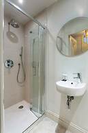 Stunning 2 Bed Apt W Garden in Clapham