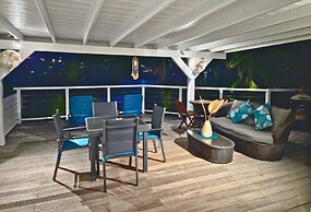 Les Balcons d'Oyster Pond